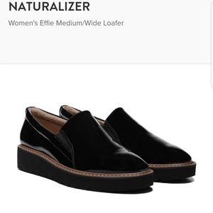 NATURALIZER

Women's Effie Medium/Wide Loafe